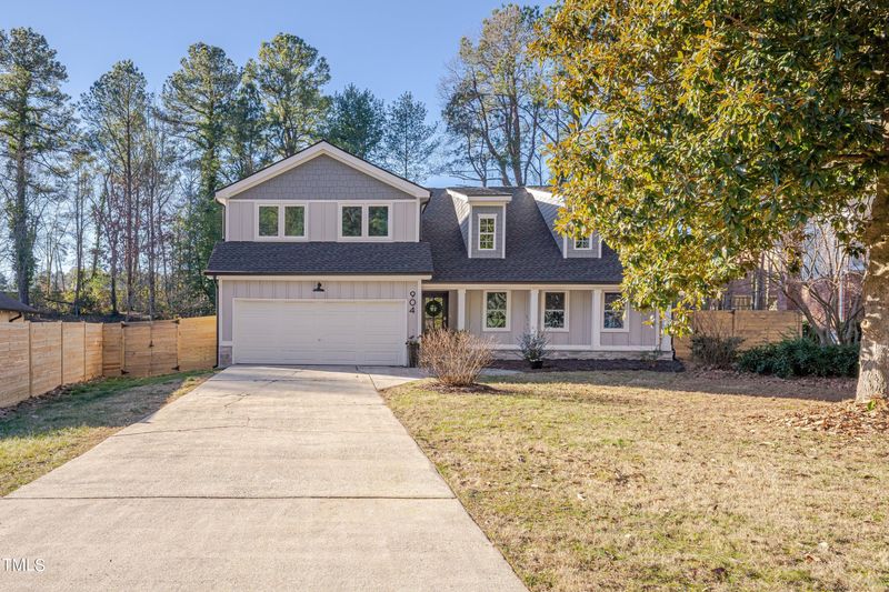 904 Plateau Ln, Raleigh, NC 27615