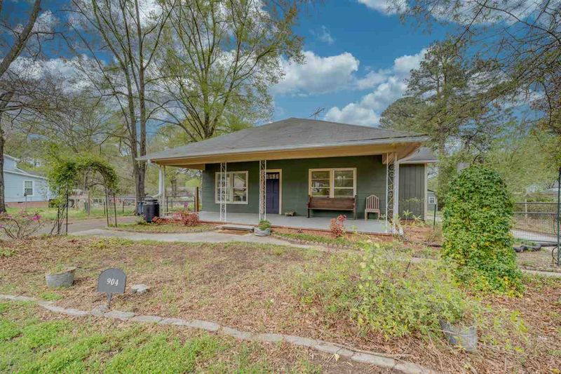 904 Pleasant Dr, Durham, NC 27703