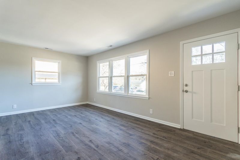 904 S Plum St, Durham, NC 27701
