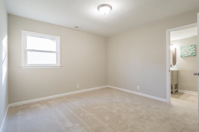 904 S Plum St, Durham, NC 27701
