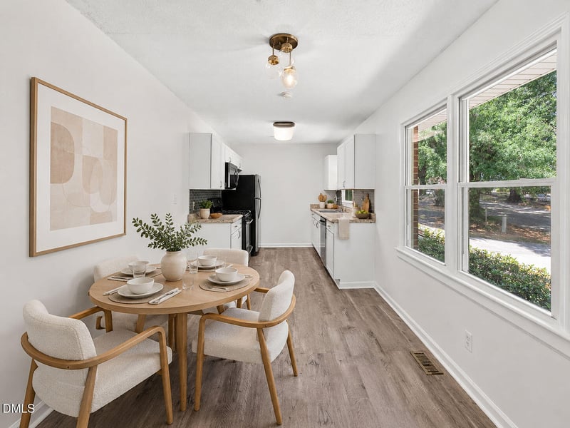904 Seabrook Rd, Raleigh, NC 27610