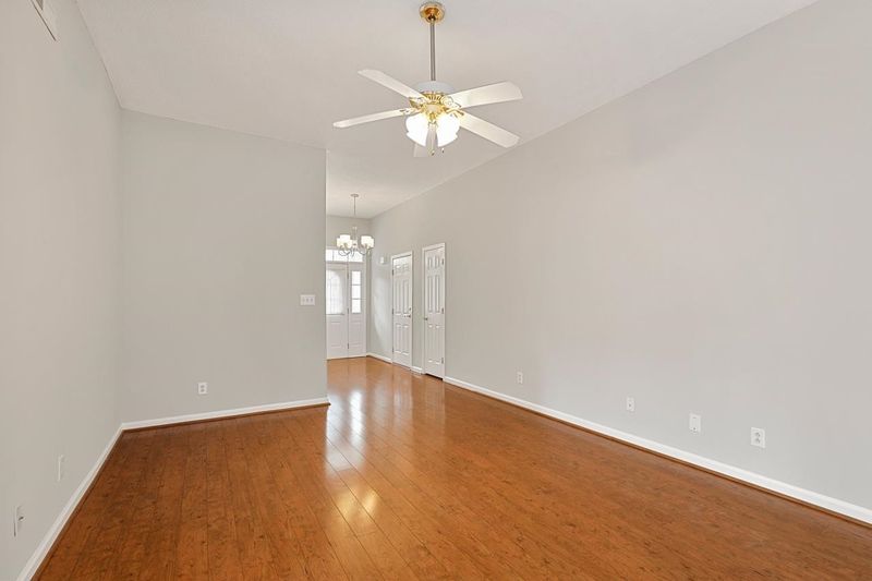 904 Silverstone Way, Holly Springs, NC 27540
