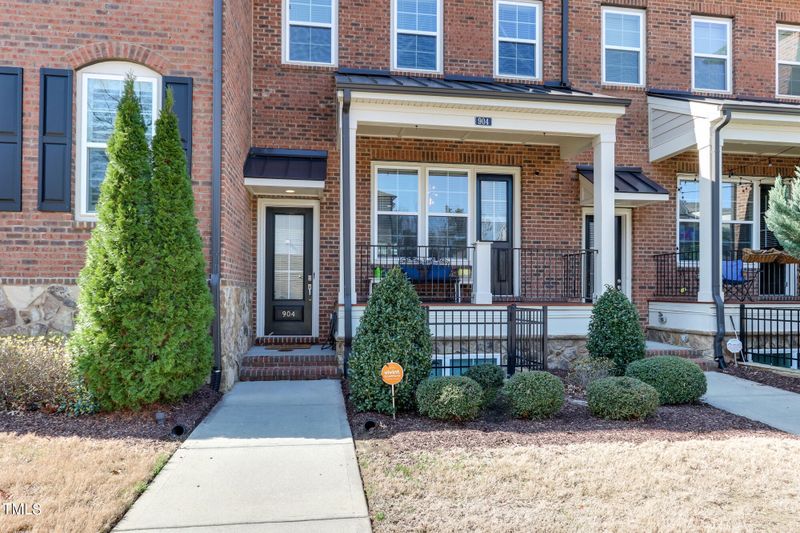 904 Wake Towne Dr, Raleigh, NC 27609