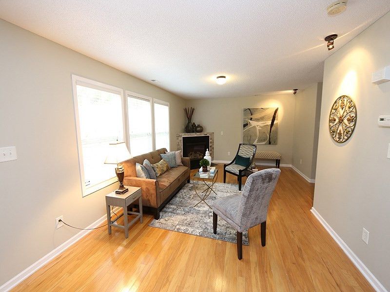 904 Woodside Park Ln, Durham, NC 27704