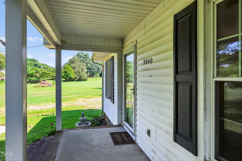 9040 Dukes Lake Rd, Zebulon, NC 27597
