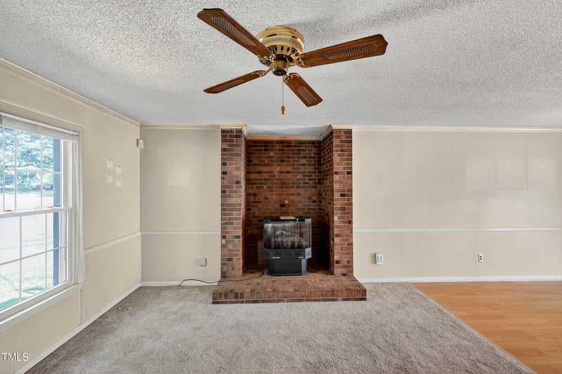 9040 Dukes Lake Rd, Zebulon, NC 27597