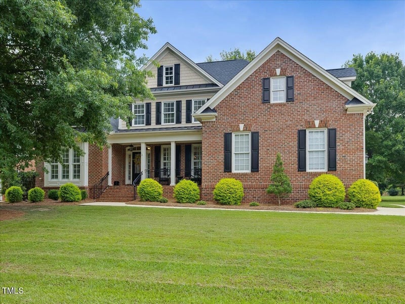 9045 Chelsea Dr, Raleigh, NC 27603