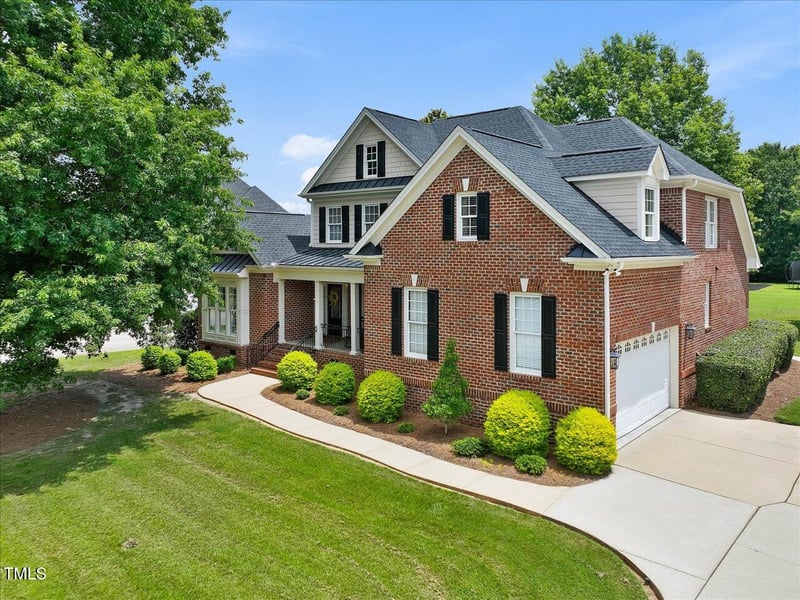 9045 Chelsea Dr, Raleigh, NC 27603