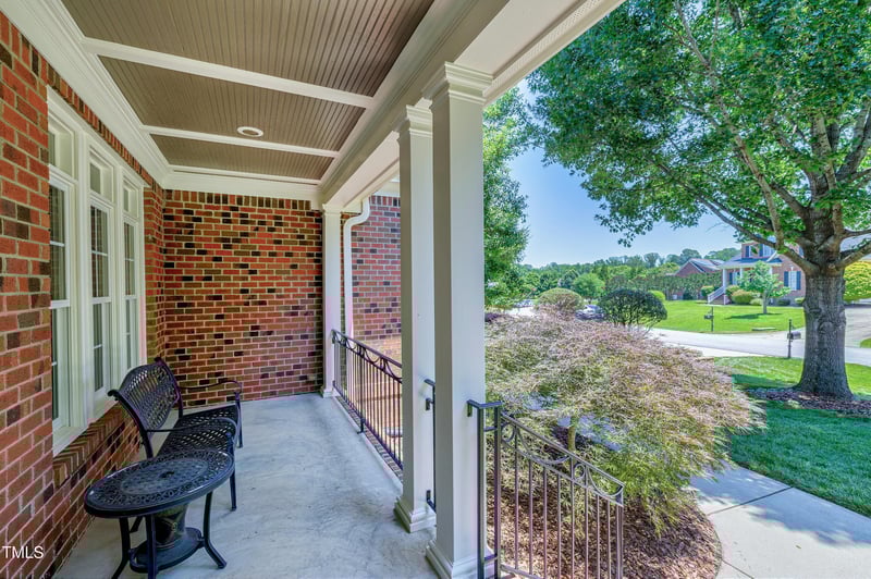9048 Chelsea Dr, Raleigh, NC 27603