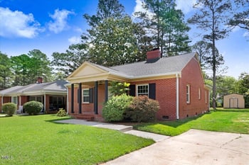 905 1st St, Smithfield, NC 27577