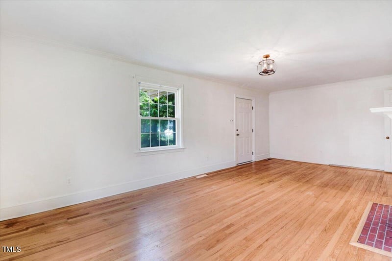 905 1st St, Smithfield, NC 27577
