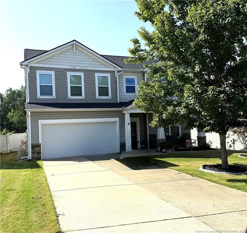 905 Amanda Dr, Sanford, NC 27330