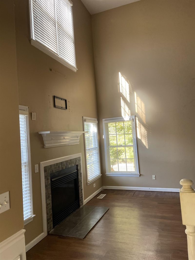 905 Amersham Ln, Wake Forest, NC 27587