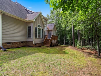 905 Babbling Creek Ln, Fuquay Varina, NC 27526