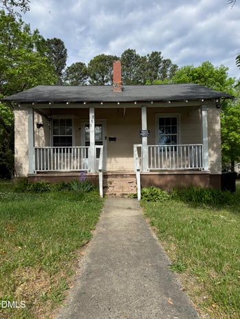 905 Beaumont Ave, Burlington, NC 27217