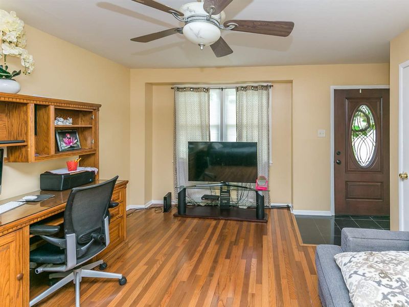 905 Belmont Dr, Raleigh, NC 27610