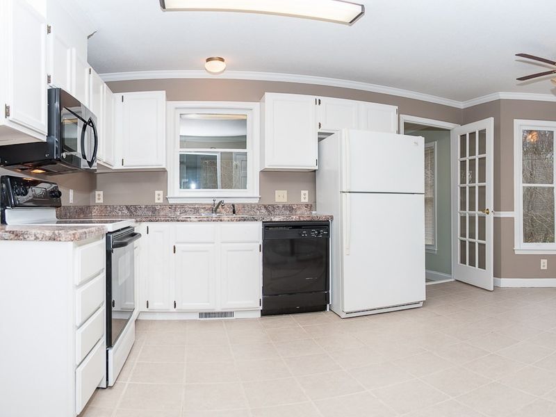 905 Big Bend Ct, Wake Forest, NC 27587
