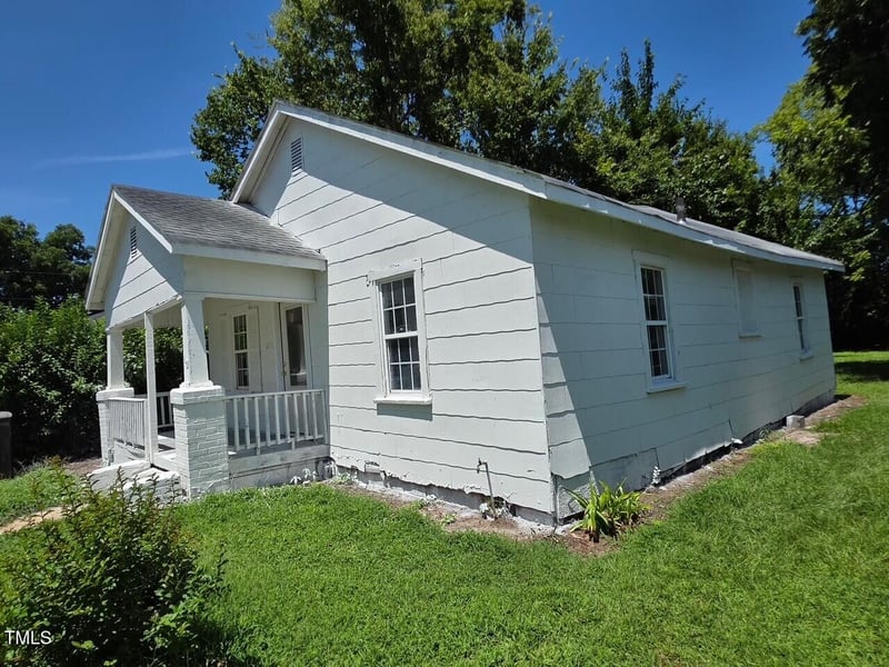 905 Chestnut St, Fayetteville, NC 28301