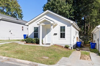 905 Dayton St, Durham, NC 27701