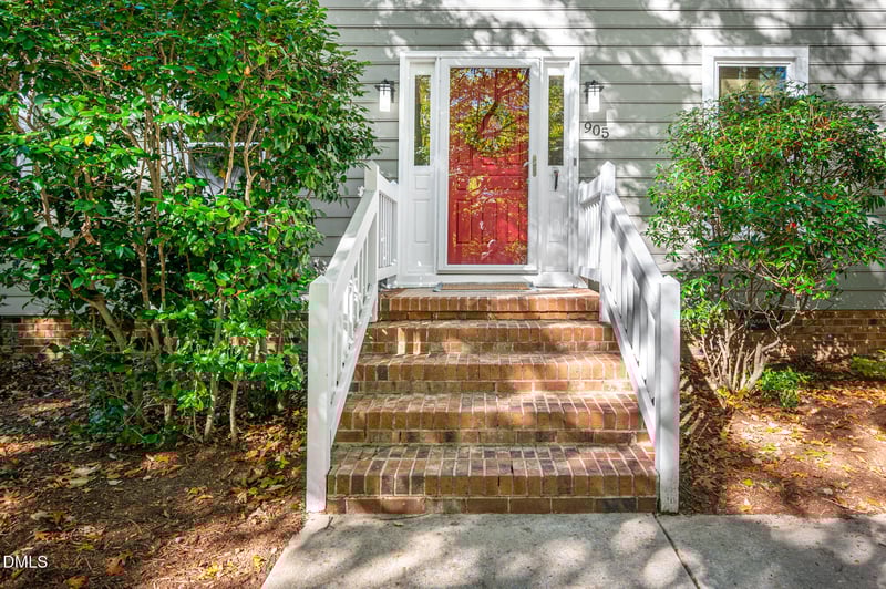 905 Grove St, Chapel Hill, NC 27517