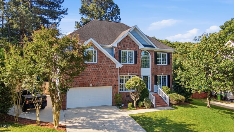 905 Haddon Hall Dr, Apex, NC 27502