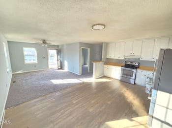 905 Hunt St, Burlington, NC 27217