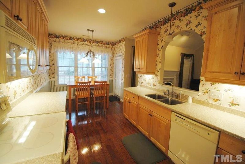 905 E Ivy Valley Dr S, Fuquay Varina, NC 27526