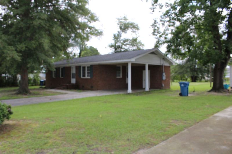 905 S Layton St S, Dunn, NC 28334