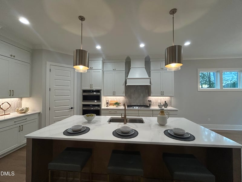905 Lily Claire Ln, Fuquay Varina, NC 27526