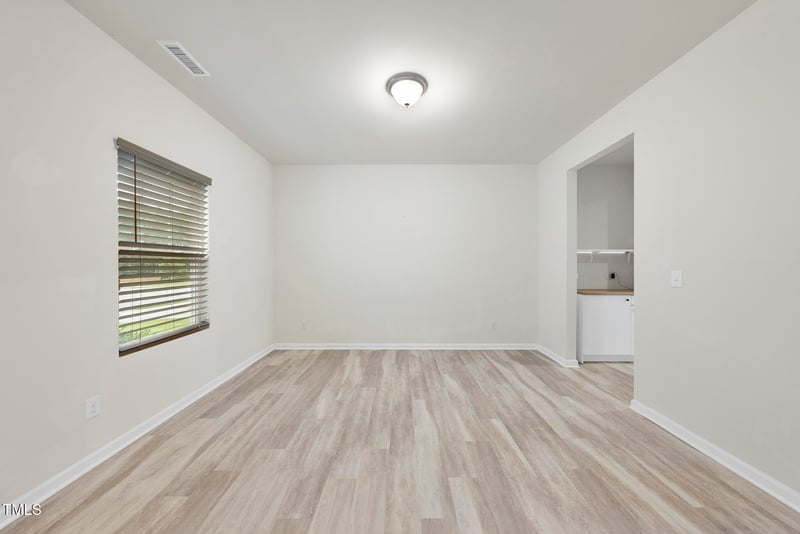 905 Lippincott Rd, Durham, NC 27703