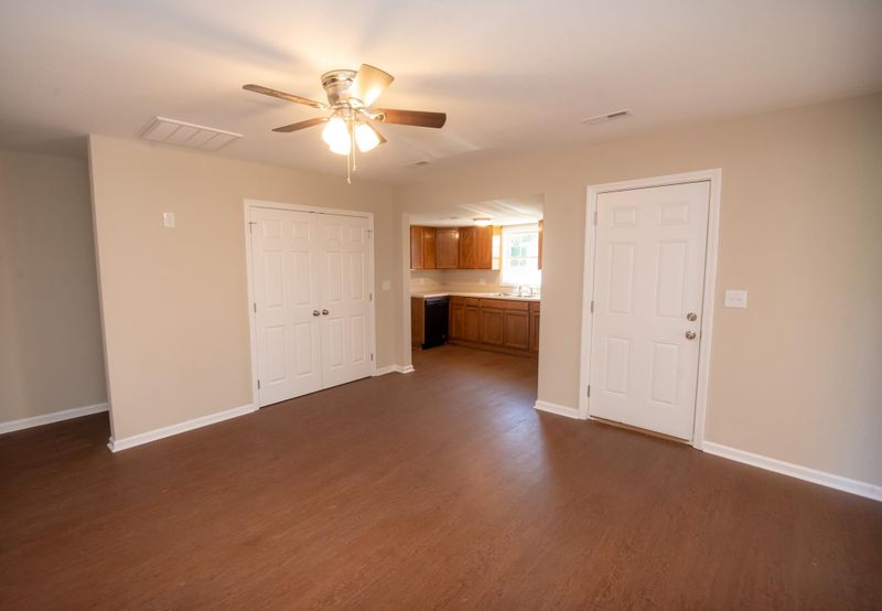 905 S Magnolia Ave, Dunn, NC 28334