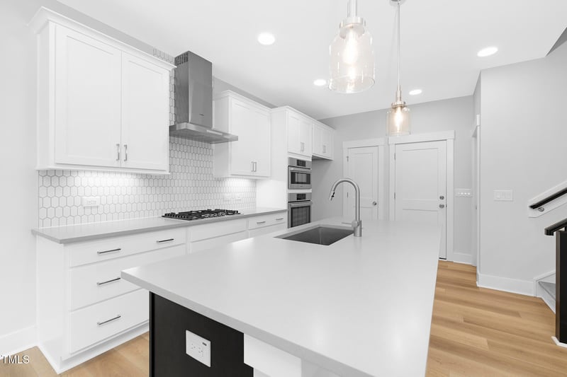 905 Myers Point Dr, Morrisville, NC 27560
