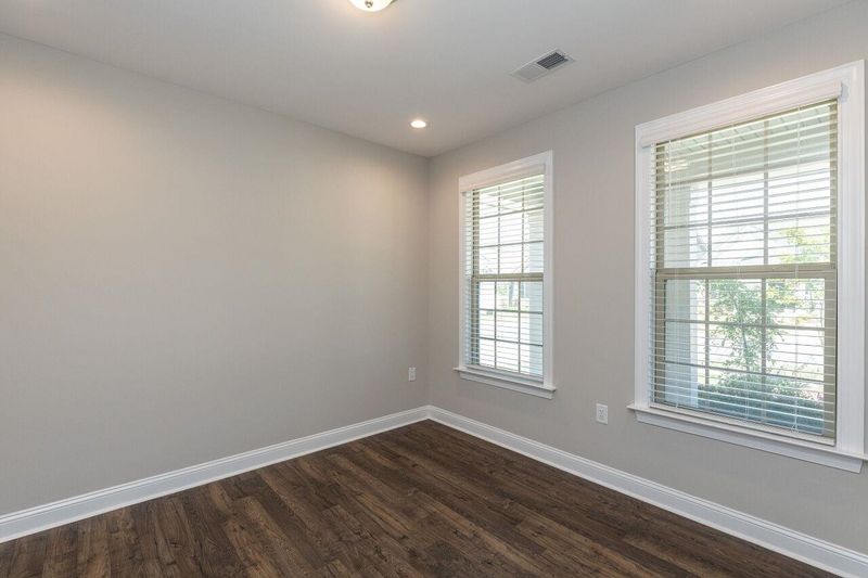 905 Narrative Ln, Durham, NC 27703
