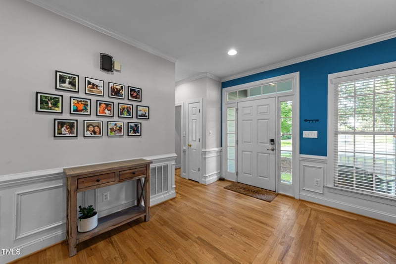 905 Neuse Ridge Dr, Clayton, NC 27527