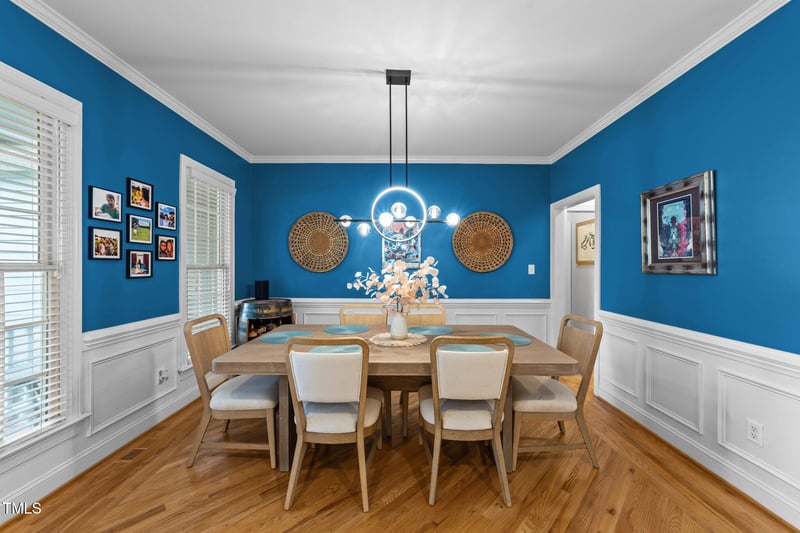 905 Neuse Ridge Dr, Clayton, NC 27527