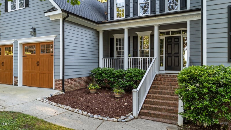 905 Neuse Ridge Dr, Clayton, NC 27527