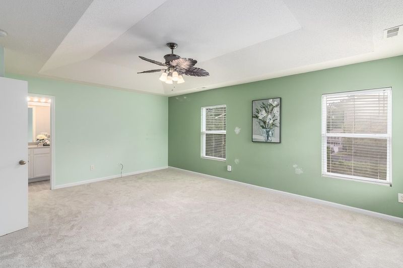 905 Obsidian Way, Durham, NC 27703