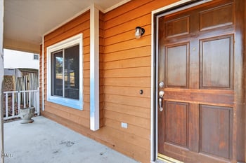 905 Pond St, Clayton, NC 27520