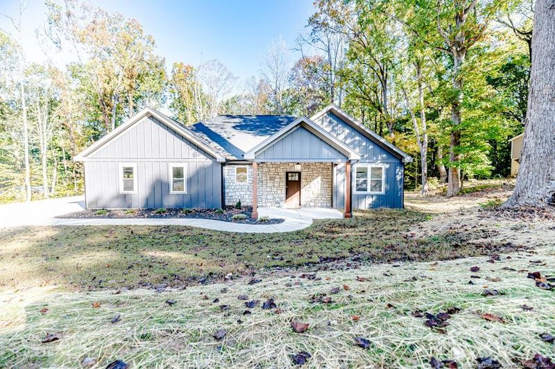 905 Pumping Station Rd, Sanford, NC 27330