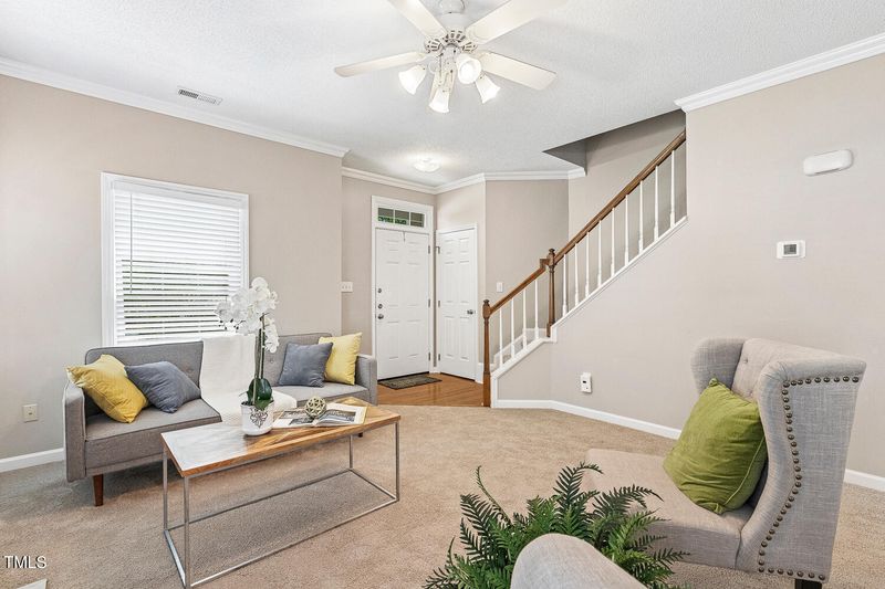 905 Riverway Ln, Knightdale, NC 27545