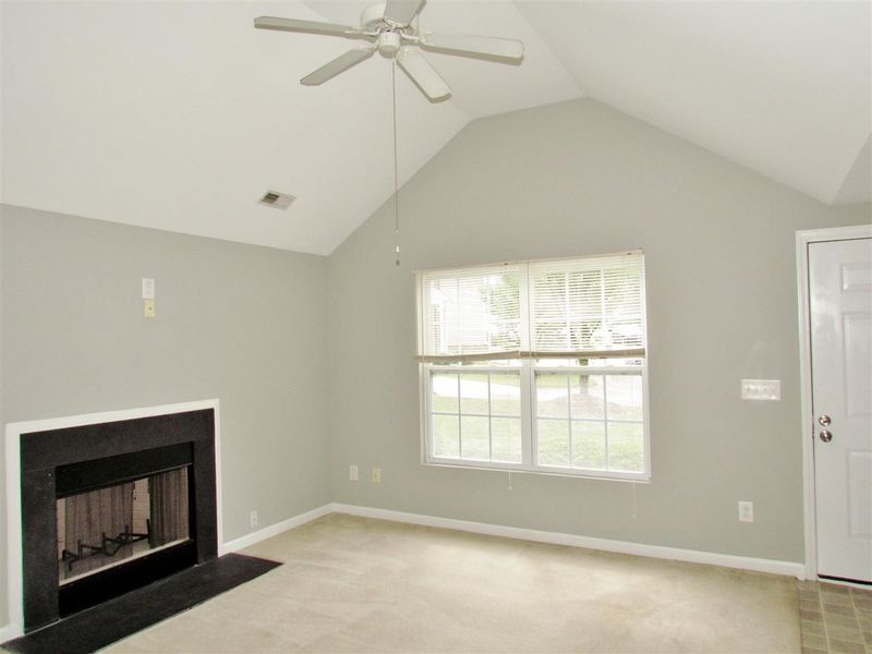 905 Roxy St, Raleigh, NC 27610
