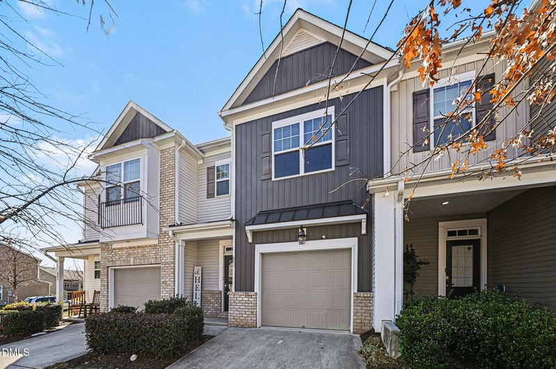 905 Saratoga Dr, Durham, NC 27704