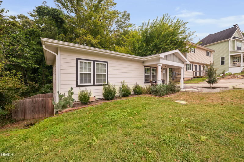 905 Scout Dr, Durham, NC 27707