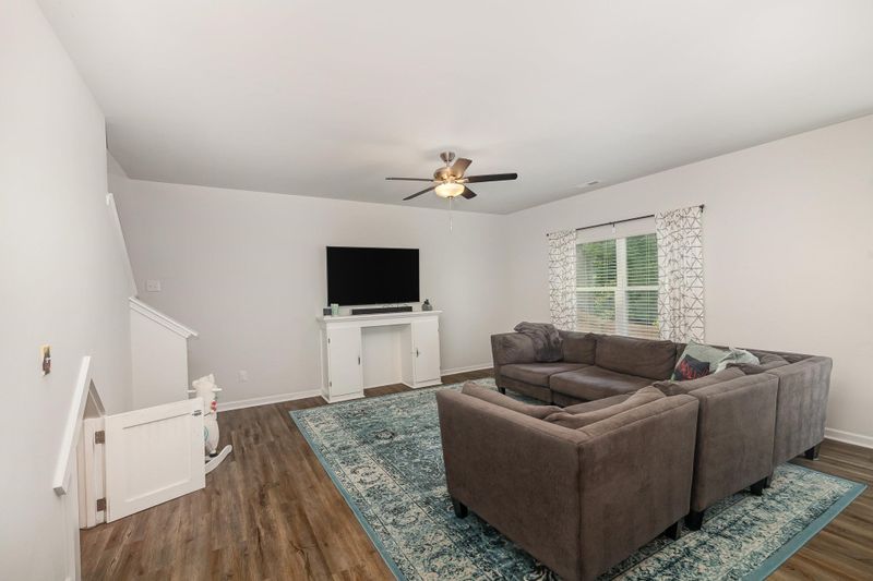 905 Stolls Ln, Knightdale, NC 27545