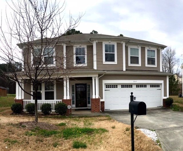 905 Summer Storm Dr, Durham, NC 27704