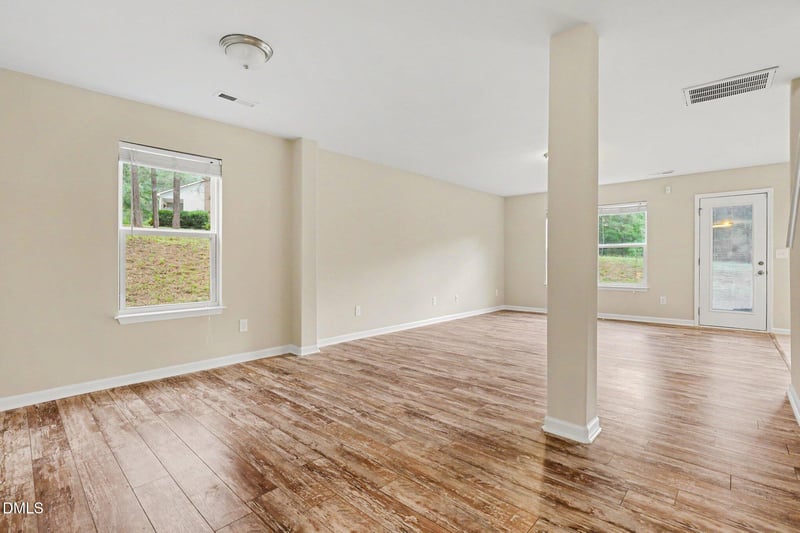 905 Woodland Rd, Creedmoor, NC 27522