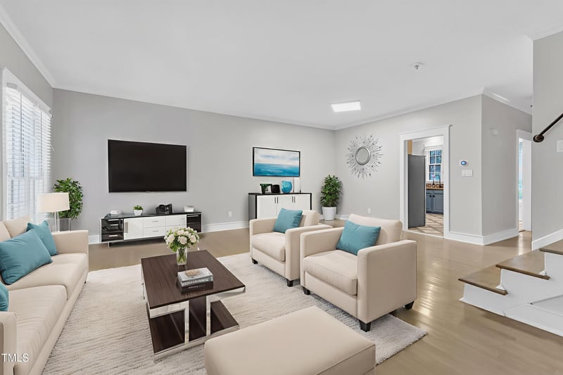 906 Albany Ct, Raleigh, NC 27615