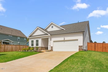 906 Beeline Ln, Mebane, NC 27302