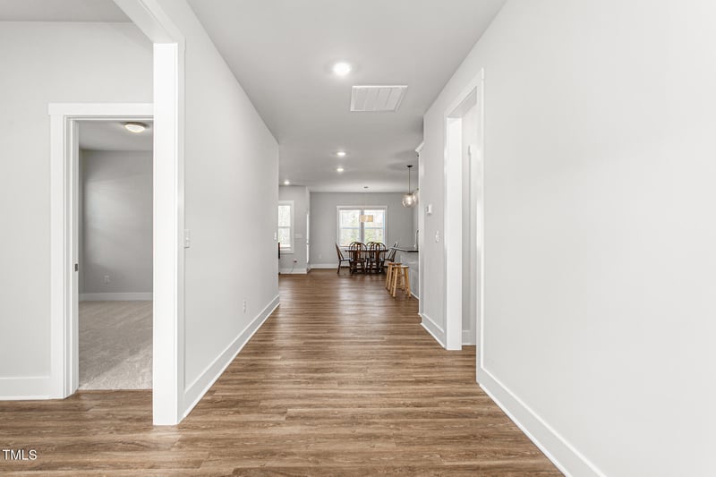 906 Beeline Ln, Mebane, NC 27302