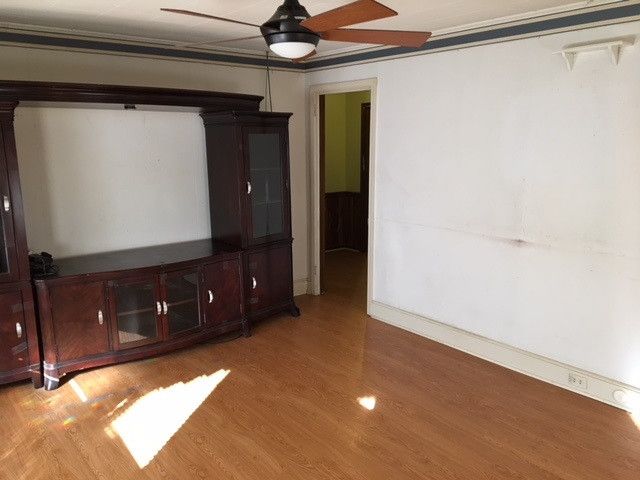 906 Carter Ave, Durham, NC 27703